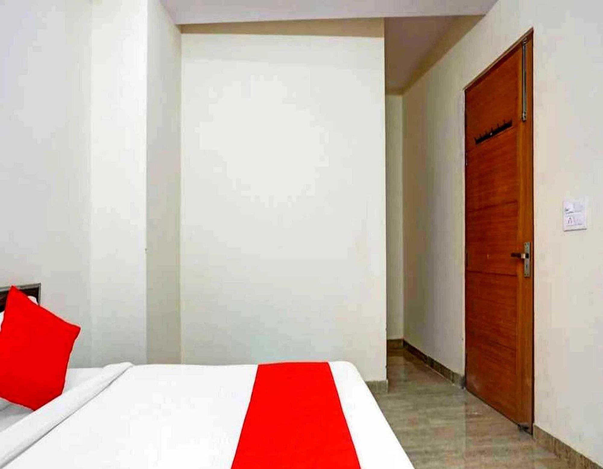 Hotel Sky Bird Bhauli Экстерьер фото