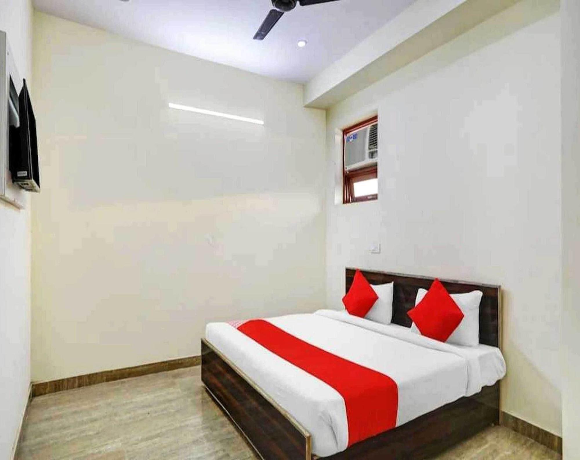 Hotel Sky Bird Bhauli Экстерьер фото