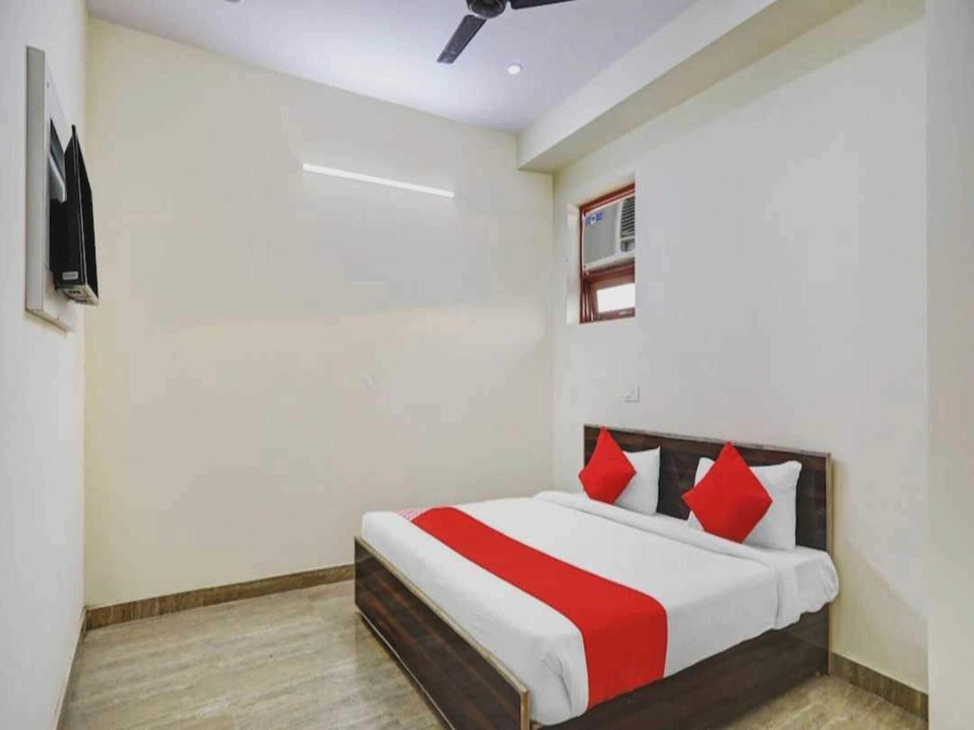Hotel Sky Bird Bhauli Экстерьер фото