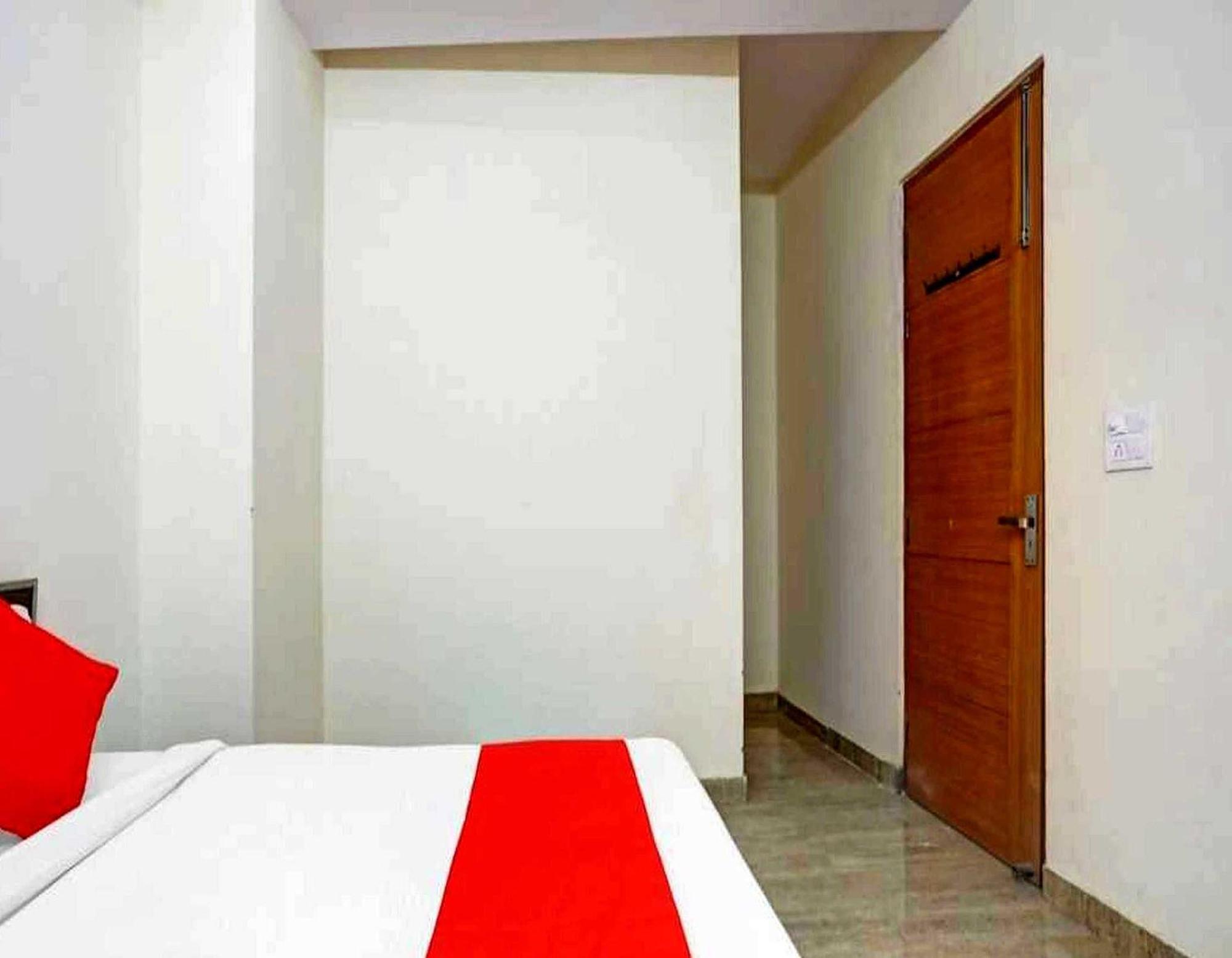 Hotel Sky Bird Bhauli Экстерьер фото