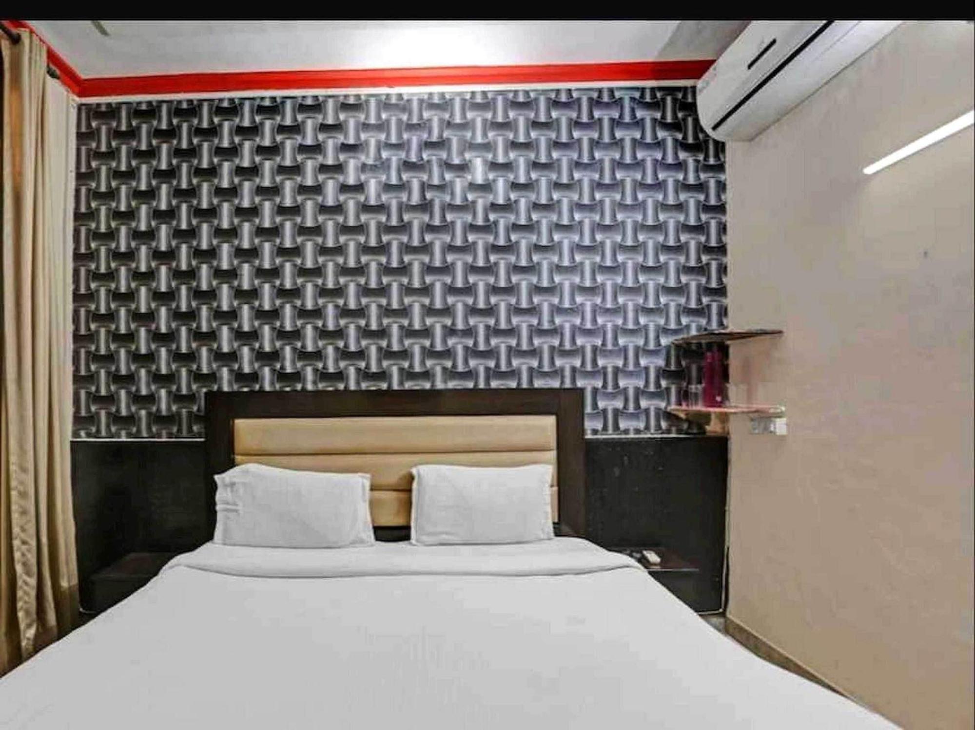 Hotel Sky Bird Bhauli Экстерьер фото