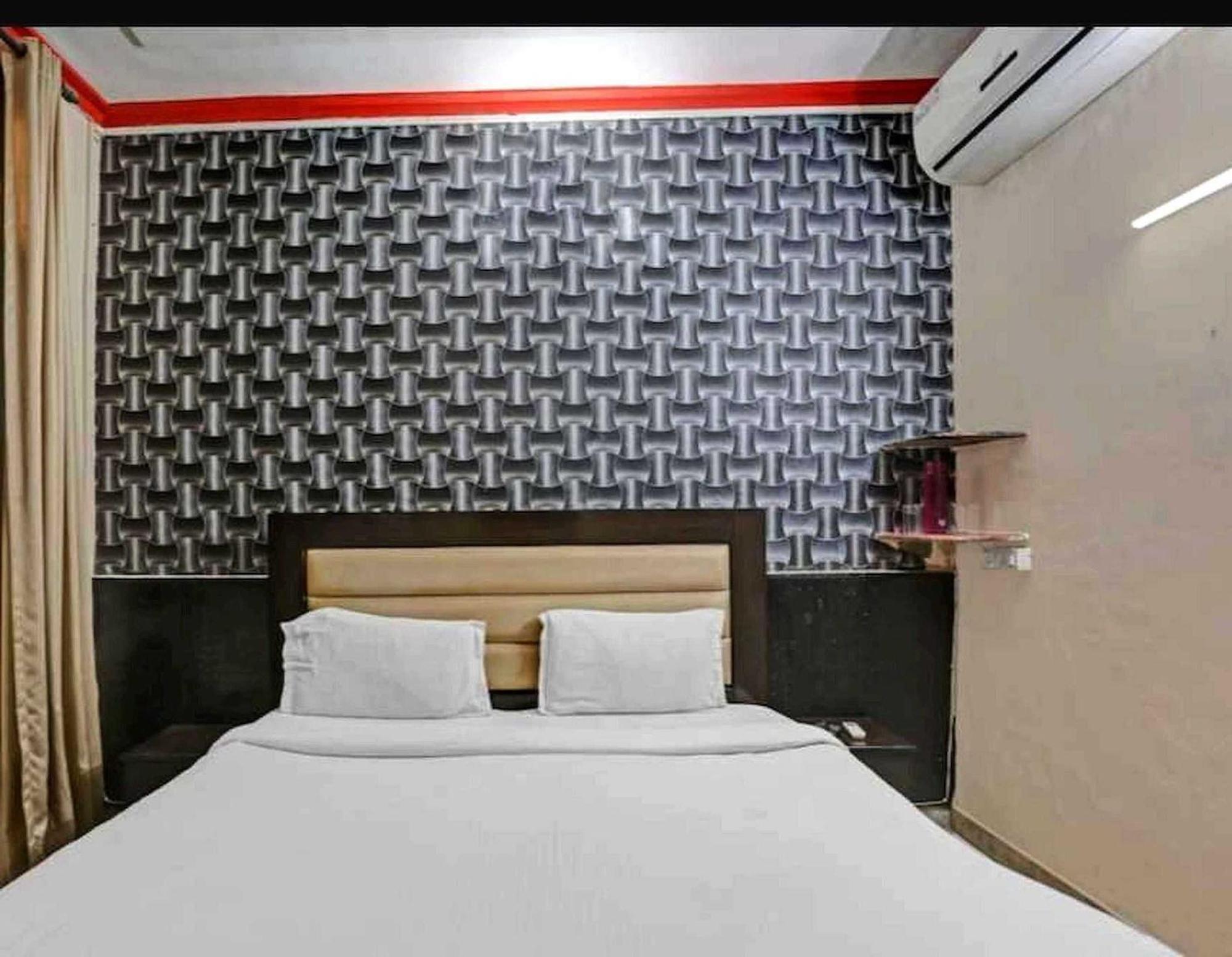 Hotel Sky Bird Bhauli Экстерьер фото